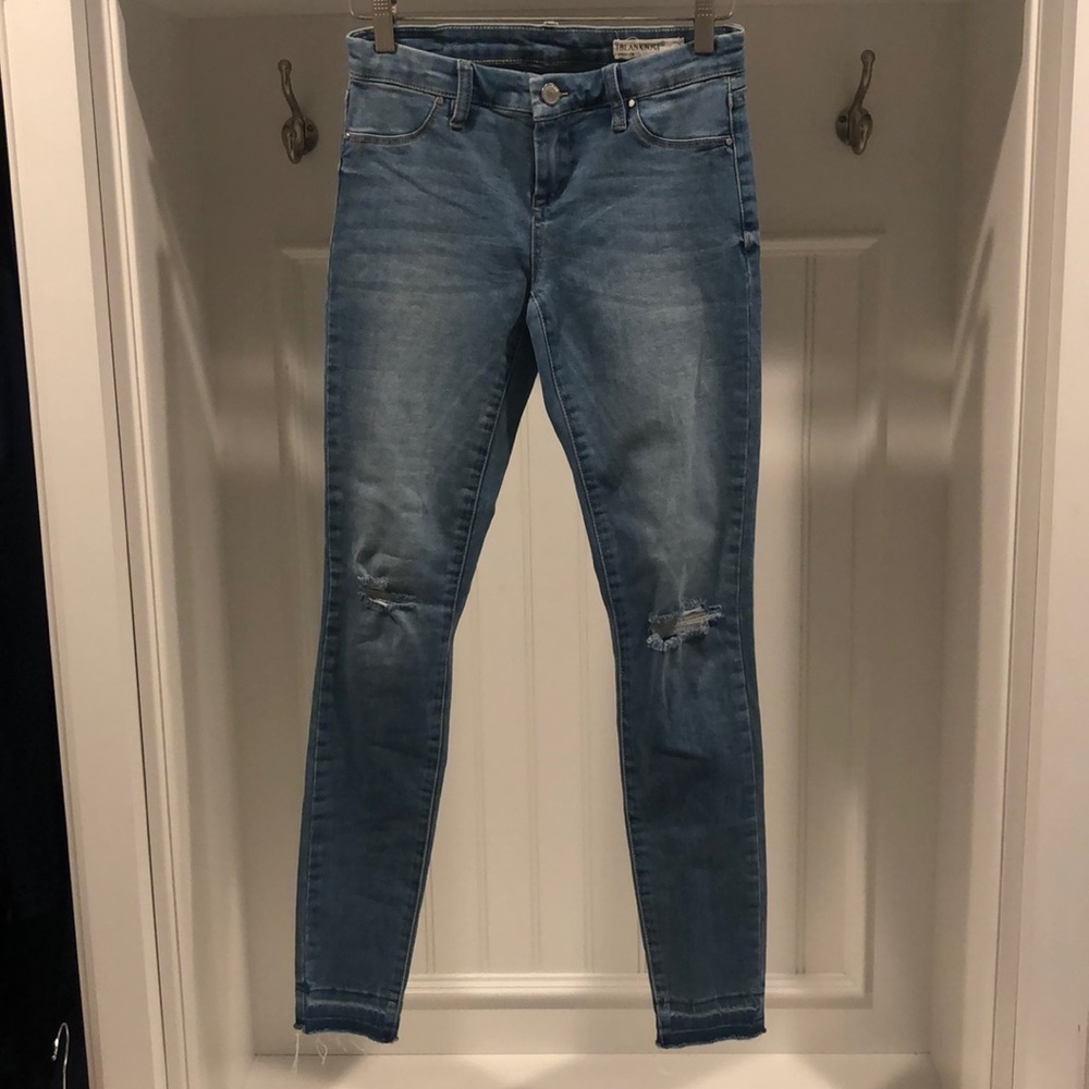 Jeans! Blanknyc Spray On Distressed Blue Jeans